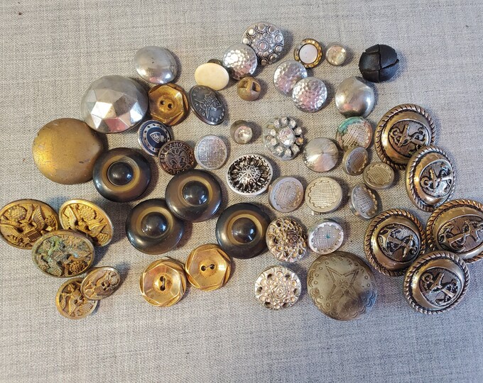 Lot of 109 Vintage Buttons, Vintage Buttons, Lot of Vintage Buttons - Etsy