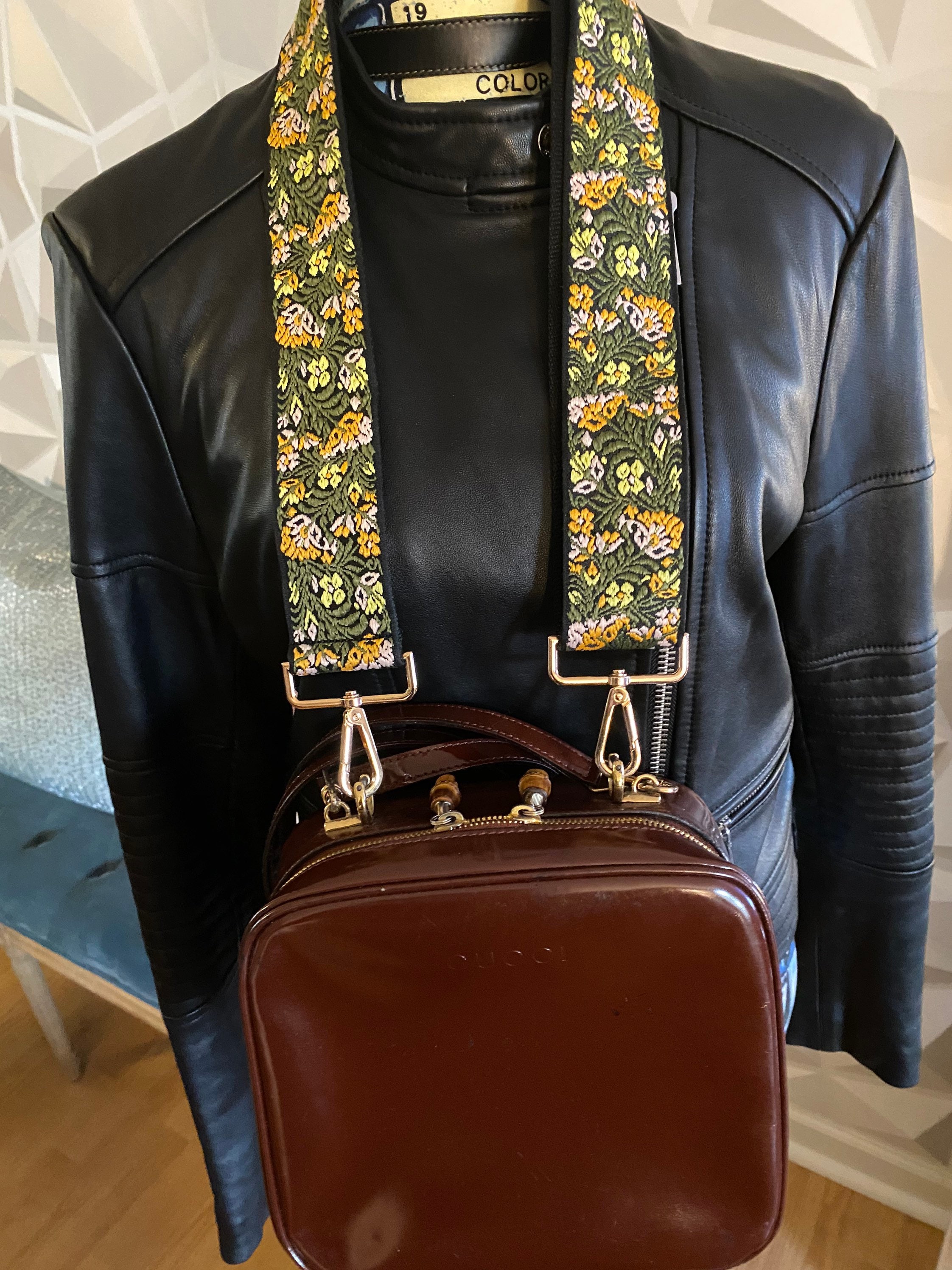 gucci sling bag