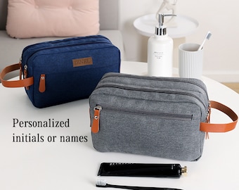 Personalized men's shaving bag,Personalized Groomsmen Gift Dopp Kit Bag,Monogram Mens Cosmetic Bag Leather Custom Gift for Guys Men Wedding