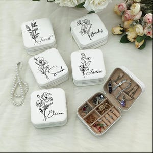 Personalized travel jewelry box, small square earring organizer, bridesmaid gifts box for sister, Wedding Gift,friend.Christmas present