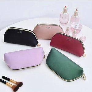 Personalised cosmetic bag with small monogram | custom makeup bag | personalized gift for her | personalised gift for bridesmaid | organizer