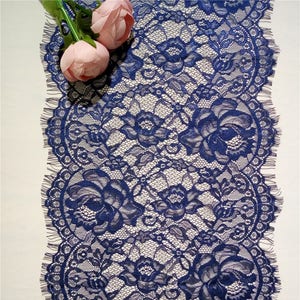 Navy dentelle table runner, 12 pouces / 30cm de large, navy dentelle runners pour mariage, navy wedding runners, Nautical wedding, Dressing table cover