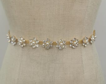 Pearl and Rhinestone Wedding Belt, Gold Base Flower Waistband Sash, Wedding Gift, Bridesmaid Belt, Custom Length, Plus Size Crystal Belt