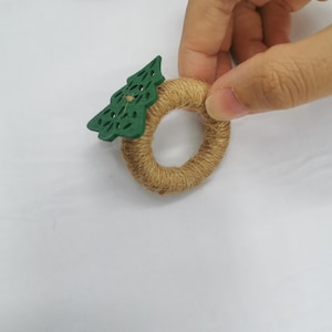 10/12 Christimas Napkin Ring, Holiday Table Decor, Christmas Napkin Holder, Rustic Serviette Ring, Napin Ring With Christmas Tree