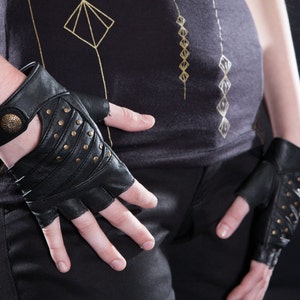 STUD GLOVES Leather Gloves Apocalyptic High Fashion Accessories Brass Acessories