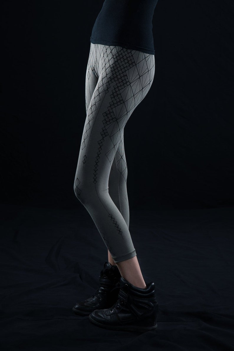 LEGGINGS leggings for women, cotton, lycra, yoga leggings by littleKING Designs image 2
