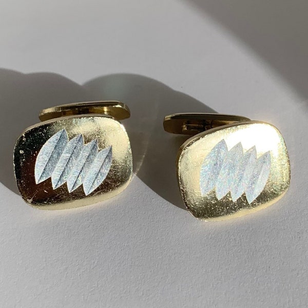 Leicht patinierte Vintage Manschettenknöpfe Manchettenknöpfe Cufflinks 60-er Jahre, Manchette, Manschette  silber und gold Farbe glänzend