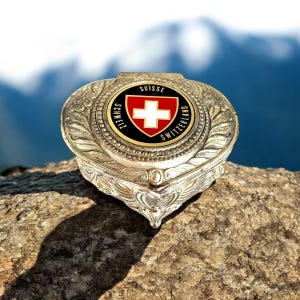 Portagioie retrò ricordo Svizzera, portapillole vintage, piccola scatola ricordo, scatola di metallo, piccolo portagioie Svizzera