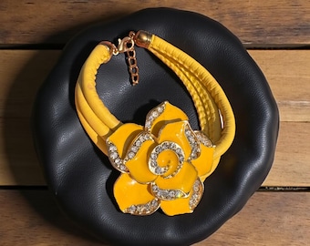 Vintage leather bracelet 1970s – yellow rose with rhinestones, enamel, three-row, retro jewelry, bracelet with yellow rose petals, yellow retro bracelet