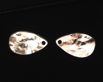 2 or 4 CLIPS (non-pierced ears) with hole, hammered silver drop 27x17mm - 2 or 4 Hammered dark silver drop ear clips, non-pierced ears