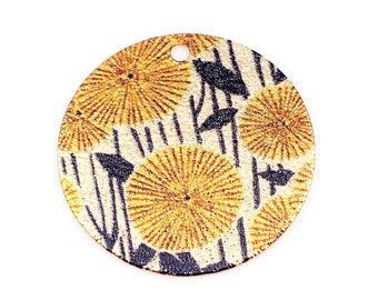 2 round sequin pendants 20mm, GOLD and BLACK FLOWERS, Boho Gipsy Hippi, painted granite gold metal base
