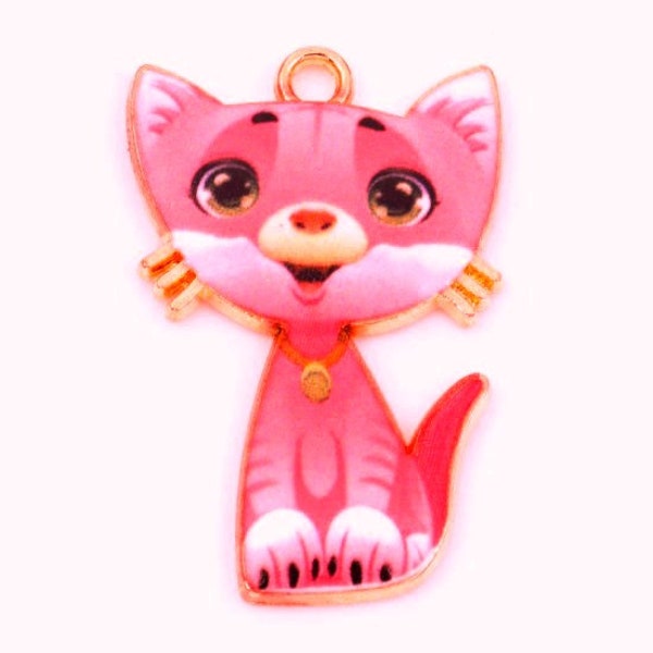 2 breloques CHAT de style amusant, émail rose vif et blanc, base dorée 3X2cm - Funny style bright pink and white enamel cat, gold frame