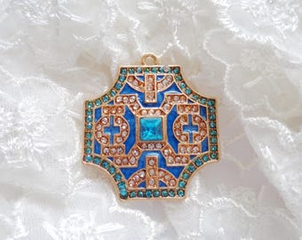 EXCEPTIONAL! Curved octagonal pendant, Medieval Baroque with an oriental touch, set with transparent rhinestones + turquoises s/gold, 25x25mm