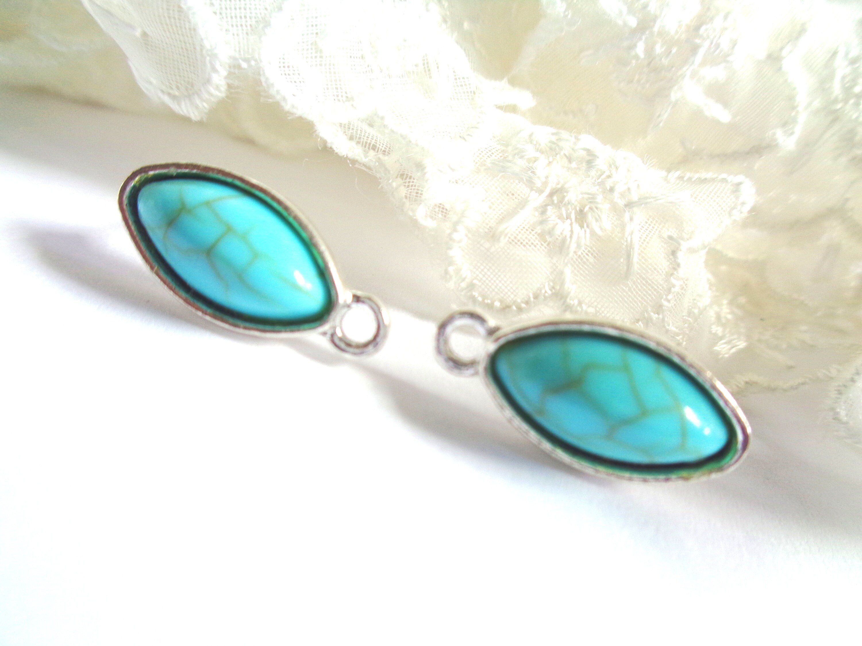Cabochon De Pierre Labradorite - Forme Goutte, 25 X 12 Mm, Référence 4558550035400