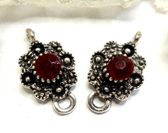 RARE! 2 FLOWER connectors, Retro / Baroque / Victorian / Medieval style, very elaborate aged silver + opaque red rhinestone, 18x11mm