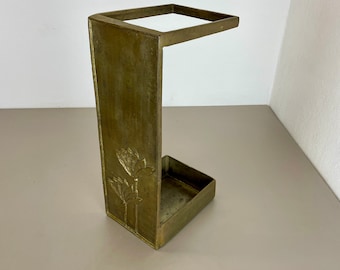 Paragüero de latón macizo estilo brutalista con flores, estilo Hollywood Regency, de 7,5 kg, Italia, década de 1970 | Auböck Hagenauer, estilo Hollywood Regency | mediados de siglo
