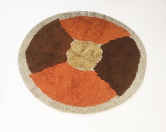 original 70s modernist DESSO rug rya | round mid century modern eames era 70s op art shag loft retro mod rug | DESSO wool pop design