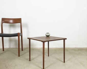 minimalistic 60s danish side table tisch | Teak FRANCE & DAVERKOSEN | France and Son, Denmark | TEAK midcentury modern