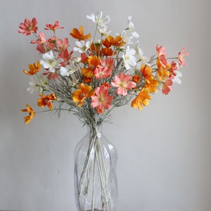 Branche de fleur faux cosmos de 23,5 pouces, fleurs sauvages printemps été blanc orange corail, décoration florale/mariage/maison/cuisine à faire soi-même, pièce maîtresse, cadeau image 2