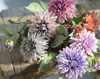 Dusty Brown Mauve Lilay Green Faux Dahlia, Gradiente Colori speciali Fake Dahlia, Home Decor Artificial Dahlia Flowers, Holiday Decor Flowers