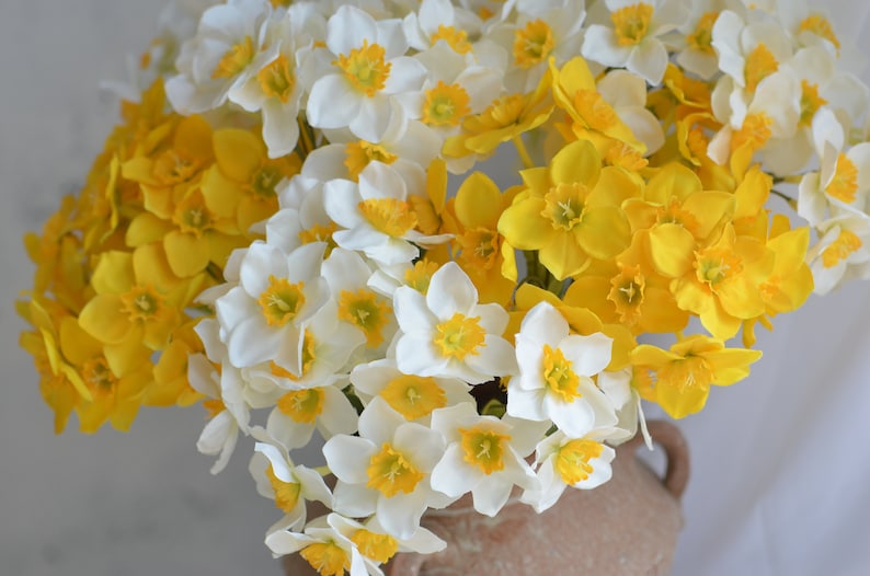 6 Stems Faux Daffodils Bouquet in White Yellow, Artificial Daffodils Bunch, Fake Spring Plant Stem, DIY Wedding/Home Decoration | Gifts image 6