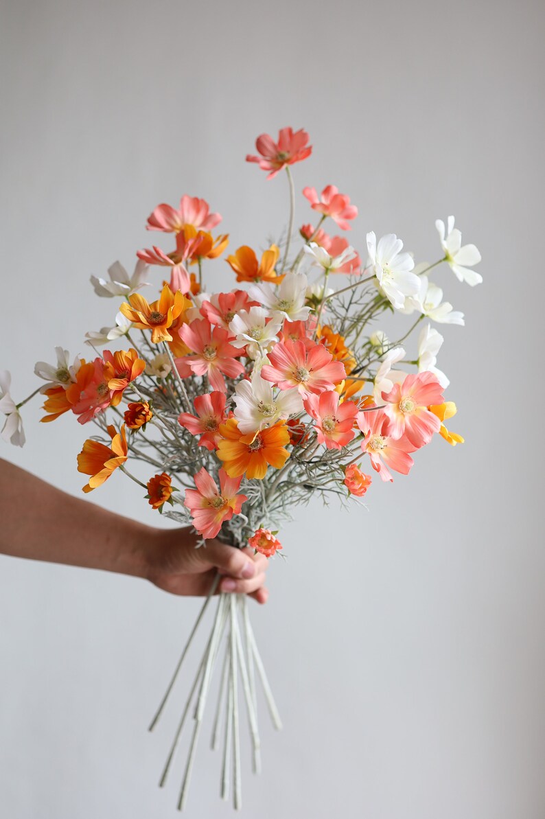 Branche de fleur faux cosmos de 23,5 pouces, fleurs sauvages printemps été blanc orange corail, décoration florale/mariage/maison/cuisine à faire soi-même, pièce maîtresse, cadeau image 9