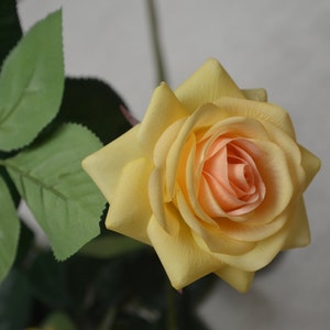 Yellow Champagne Real Touch Latex Roses Wedding Flowers DIY Silk Bridal Bouquets Wedding Centerpieces