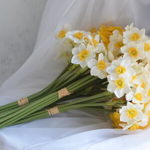6 Stems Faux Daffodils Bouquet in White Yellow, Artificial Daffodils Bunch, Fake Spring Plant Stem, DIY Wedding/Home Decoration | Gifts image 9