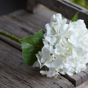 20" Real Touch Blue Hydrangea Stem, High Quality Artificial Flower | DIY Florals Supply | Wedding/Home/Kitchen Decoration | Gifts white--daxiuqiu