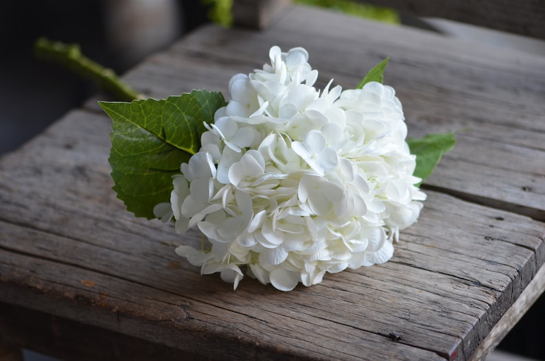 20" Real Touch Blue Hydrangea Stem, High Quality Artificial Flower | DIY Florals Supply | Wedding/Home/Kitchen Decoration | Gifts image 10