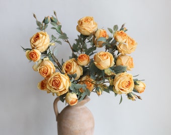 黄色い造花のバラです 楽天市場】造花 バラ（父の日 造花）黄色1輪 : フラワーデコレーション