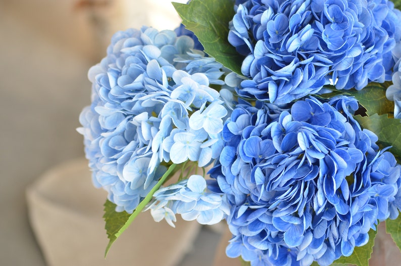 20" Real Touch Blue Hydrangea Stem, High Quality Artificial Flower | DIY Florals Supply | Wedding/Home/Kitchen Decoration | Gifts image 3