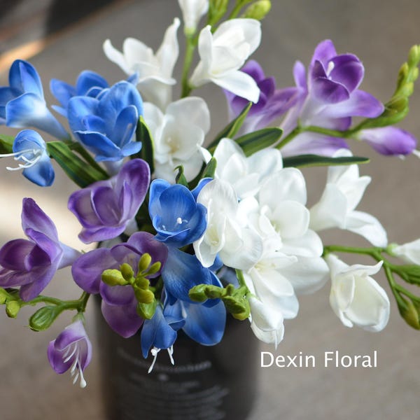 Orquídeas de fresia azul y púrpura, flores de tacto Real, centros de mesa DIY, decoraciones, ramos de novia, flores de boda