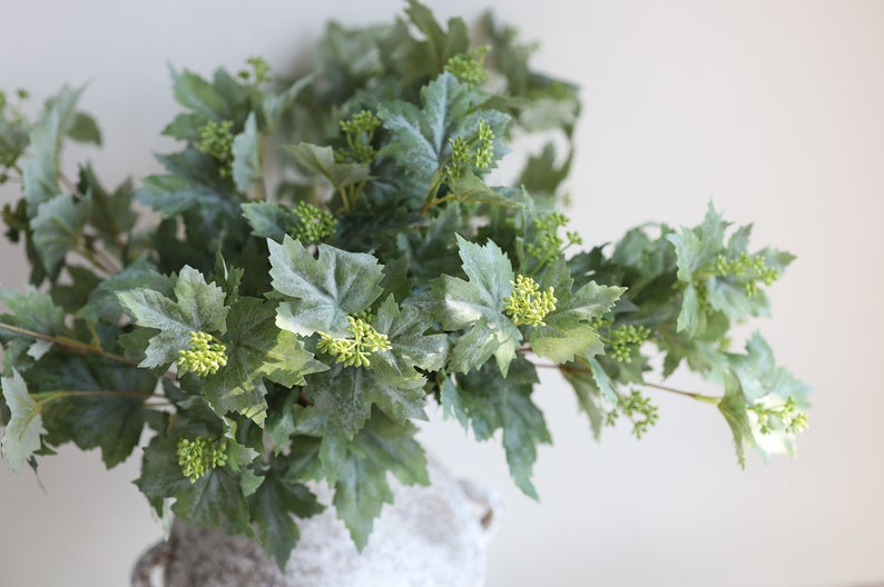 Branche de feuille d'érable artificielle de 20,5 pouces, Plante artificielle, Verdure printemps-été automne, Décoration de mariage/maison, Fleurs à faire soi-même image 7