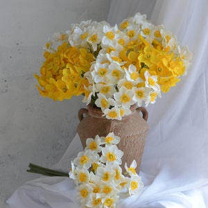 6 Stems Faux Daffodils Bouquet in White Yellow, Artificial Daffodils Bunch, Fake Spring Plant Stem, DIY Wedding/Home Decoration | Gifts image 5