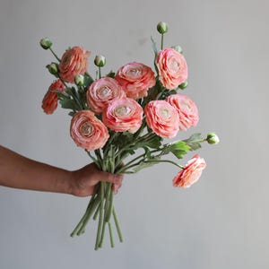 18,9&quot; echte touch nep-ranonkels in perzikroze, lente/zomer handgemaakt/bruiloft/thuis/keuken decors, doe-het-zelfboeket/bloemen/tafeldecoraties, geschenken