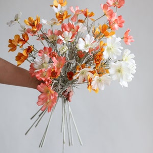 Branche de fleur faux cosmos de 23,5 pouces, fleurs sauvages printemps été blanc orange corail, décoration florale/mariage/maison/cuisine à faire soi-même, pièce maîtresse, cadeau image 10