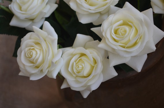 60 Cream Ivory Soft Roses Buds Silk Wedding Flowers Bouquets Artificial Craft 