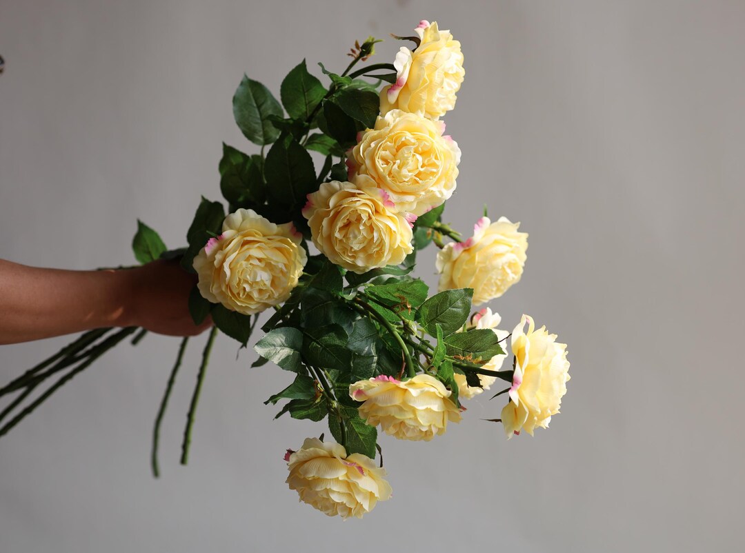 Yellow Realistic Roses 25.5