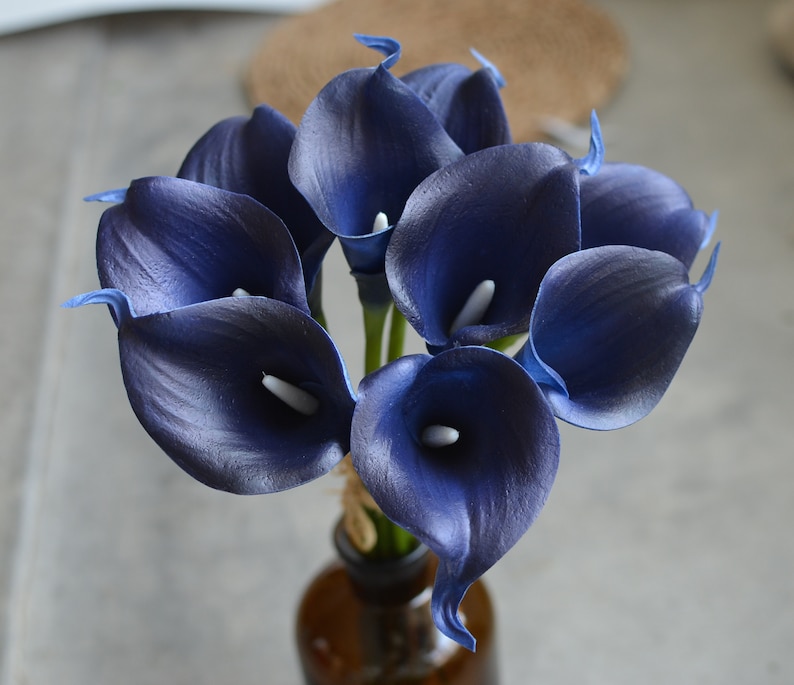 9 Stems Navy Blue Calla Lilies Real Touch Flowers DIY Silk - Etsy