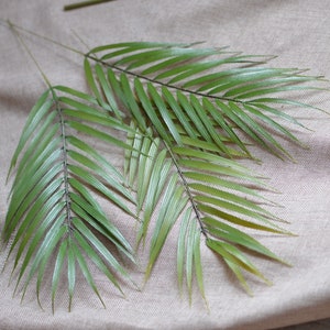 Feuille de palmier Artificielle Areca Feuilles de palmier fausses feuilles tropicales Plam Décorations Mariage Verdure image 5