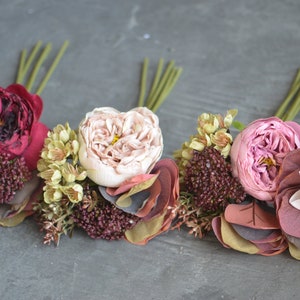 Getrockneter Look Faux Roses Greenery Bouquet, künstliche Blumen, Vintage Herbst Winter Wohnkultur, Hochzeitsdekorationen, Geschenke für sie, DIY Floral