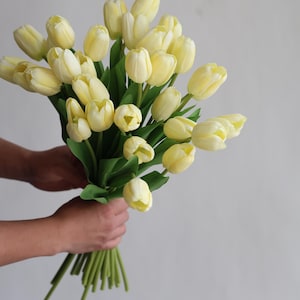 【値下げしました！】チュウリップ 新品未使用】造花のチューリップ ピンクの通販 by laurestudio