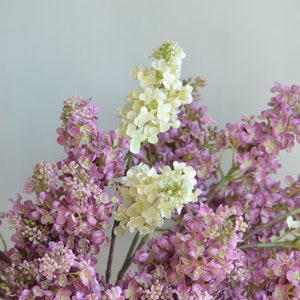 Branche de lilas rose mauve imitation vrai toucher 24,8 pouces, hortensias lilas artificiels crème, feuillage floral bricolage décorations de mariage/maison/cuisine image 10