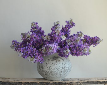 Ramo di lillà viola finto real touch da 24,8", fiori di ortensie di lillà artificiali, decorazioni floreali per matrimonio/casa/cucina con fogliame finto fai da te