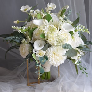White Greenery Wedding Bouquet, Real Touch Roses, Calla Lily, Dalias, Boho Spring Bridal Bouquets, White bridesmaids bouquets, Eucalyptus