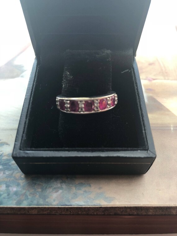 Beautiful Vintage Ruby Ring - image 2