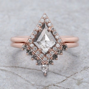 Kite salt and pepper Diamond Ring | Salt and pepper Kite Diamond Engagement Ring | Kite Diamond Ring | Kite Ring | Bridal Ring Set | MQ01