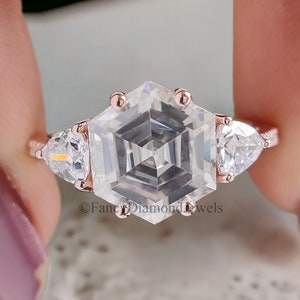 2.95 CT Antique Hexagon Shape Moissanite Engagement Ring Triangle Cut Ring For Gifting Bridal Wedding Ring Anniversary Gift Ring Her FD175