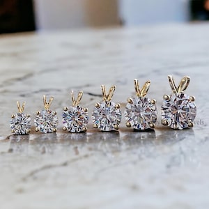 Round Brilliant Cut CZ Diamond Simulant Pendant Yellow Silver handmade jewelry Four Round Shape prong basket set Necklace With Chain FD273